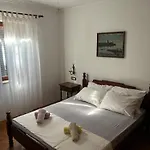 Dunja Apartman *